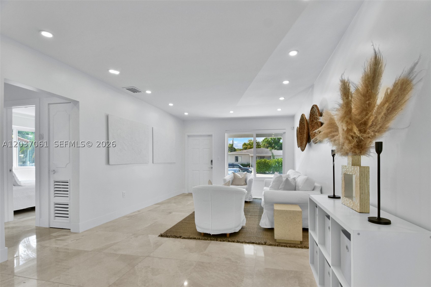 2195 SW 25th Ter Miami, FL 33133