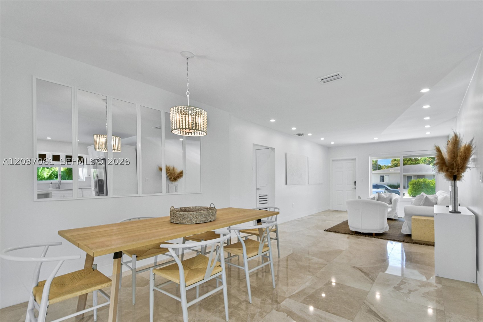 2195 SW 25th Ter Miami, FL 33133