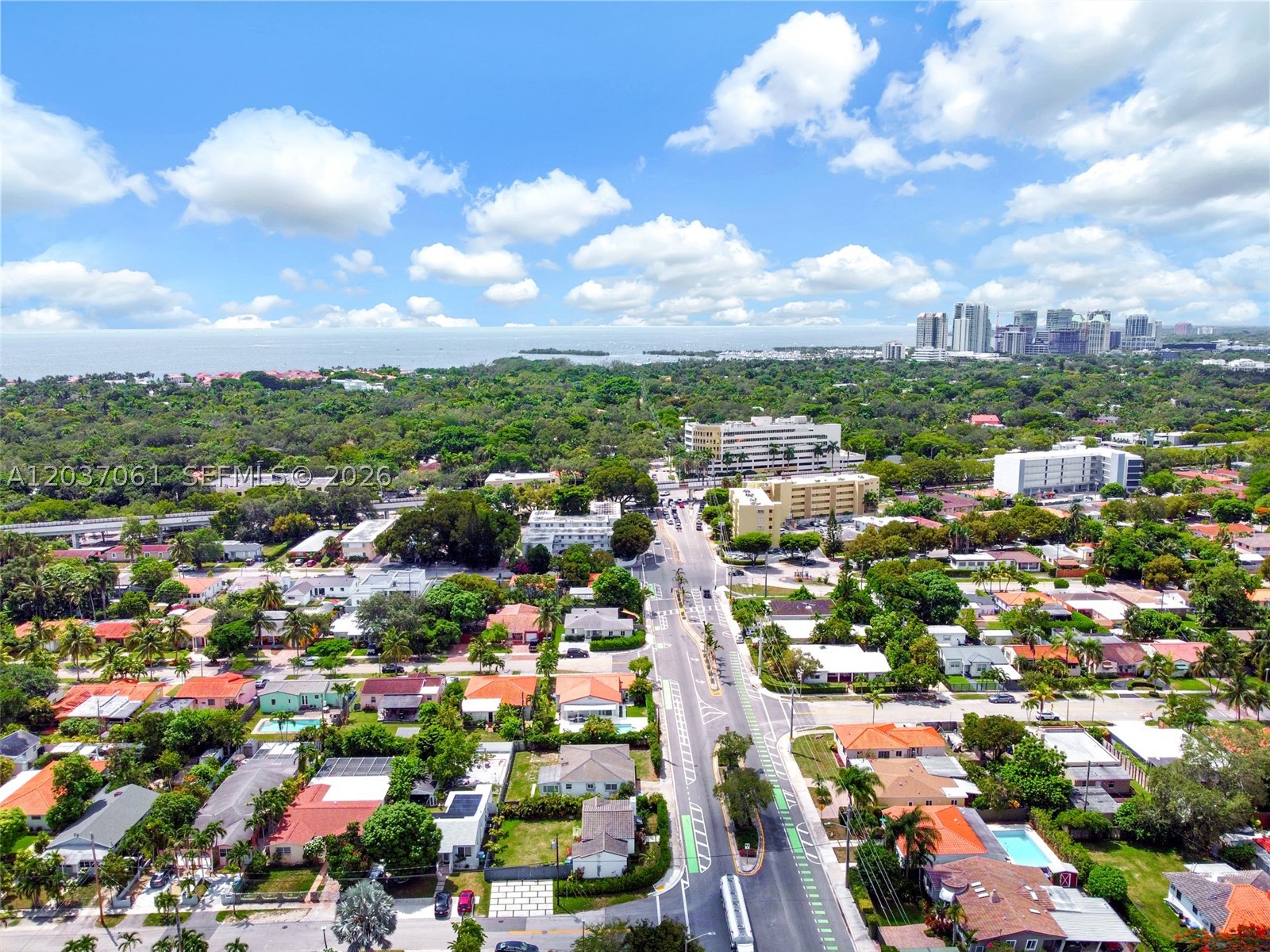2195 SW 25th Ter Miami, FL 33133