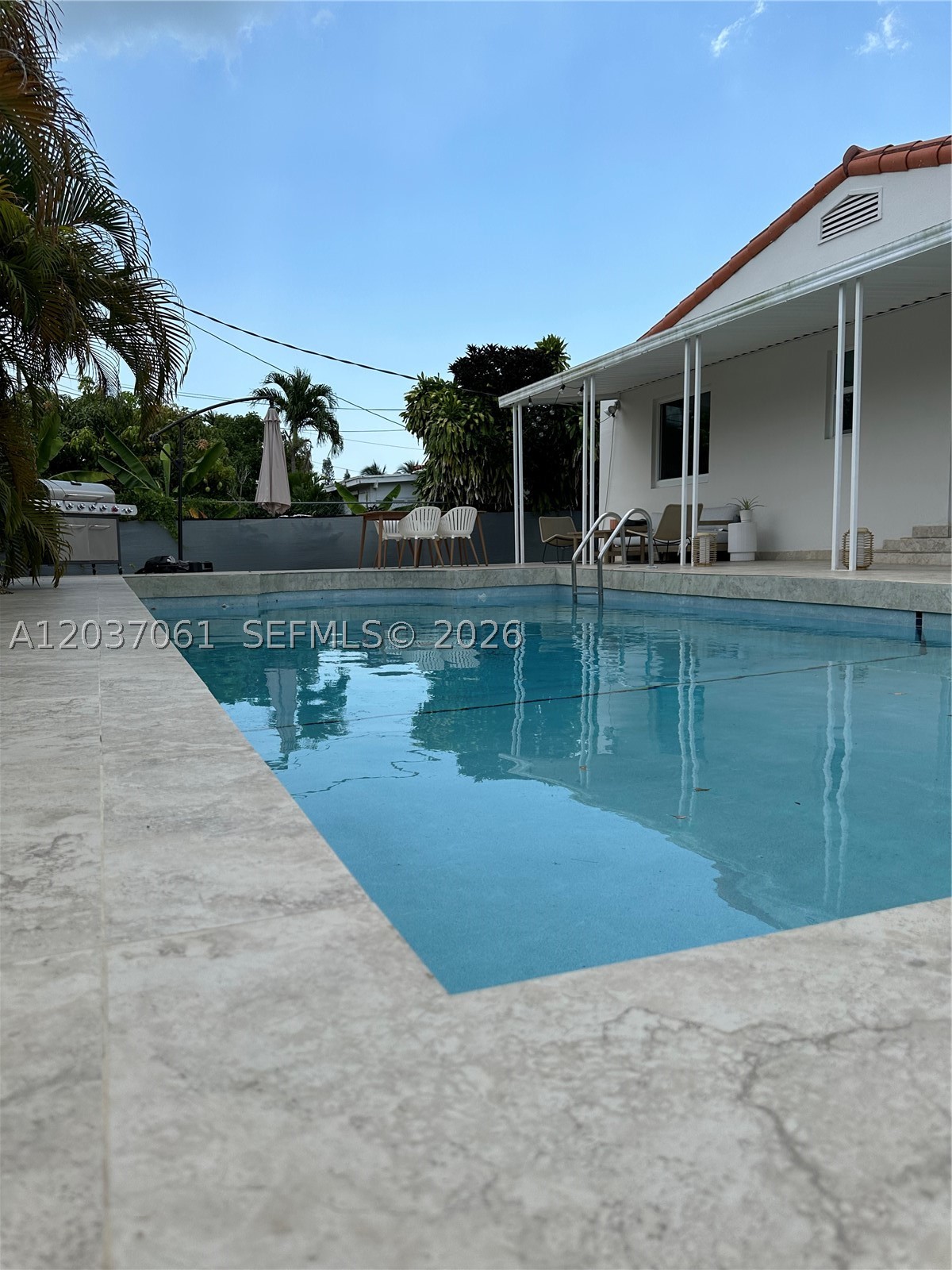 2195 SW 25th Ter Miami, FL 33133