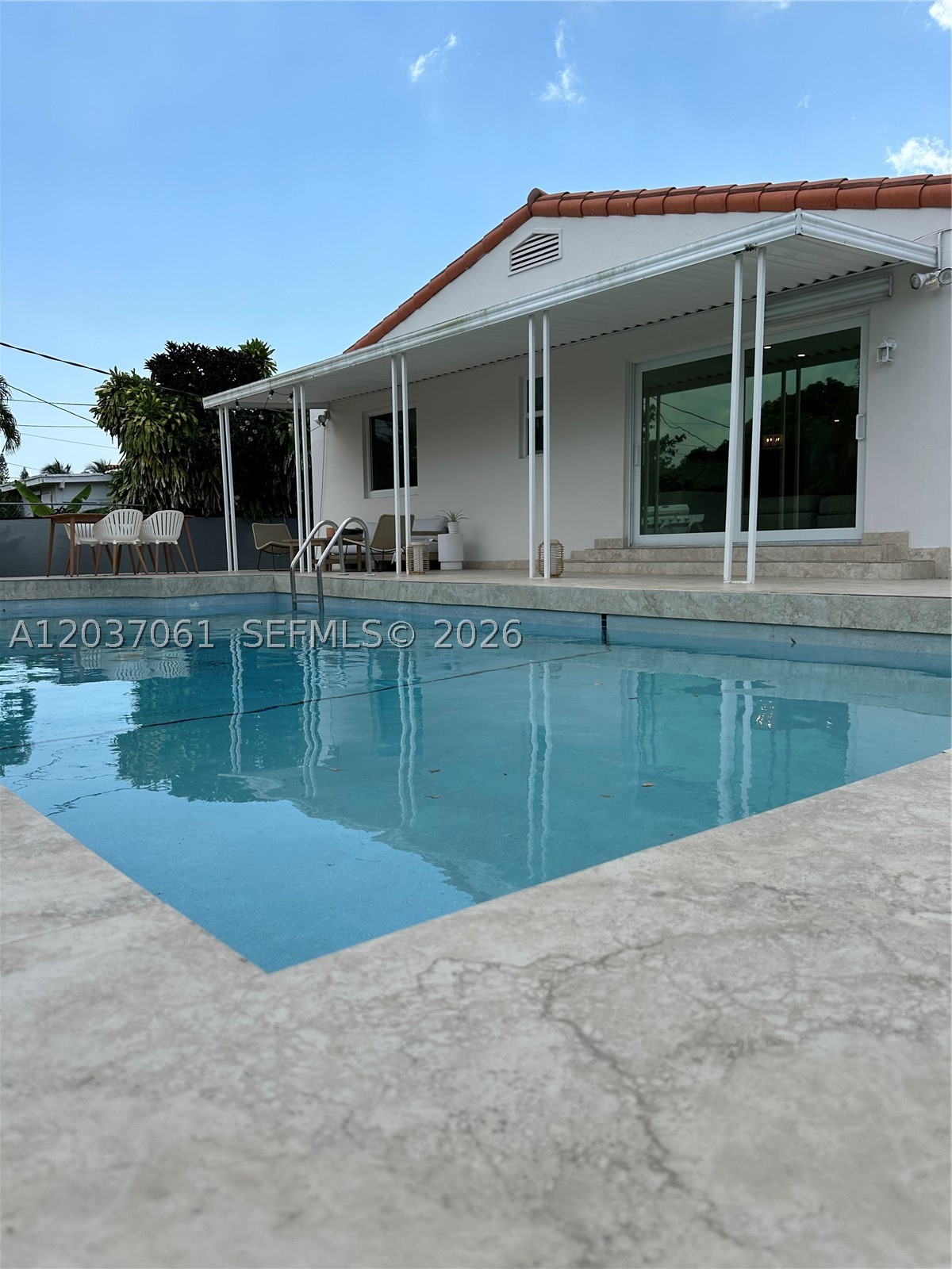 2195 SW 25th Ter Miami, FL 33133