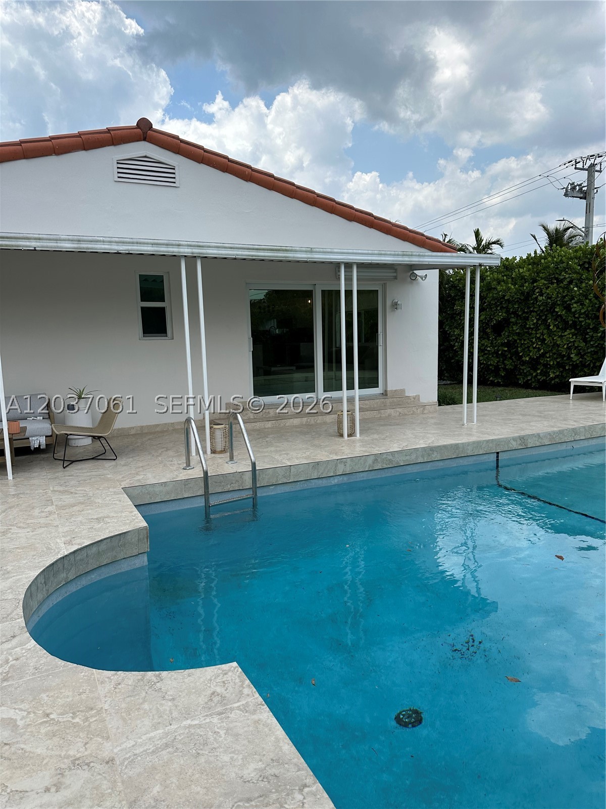 2195 SW 25th Ter Miami, FL 33133