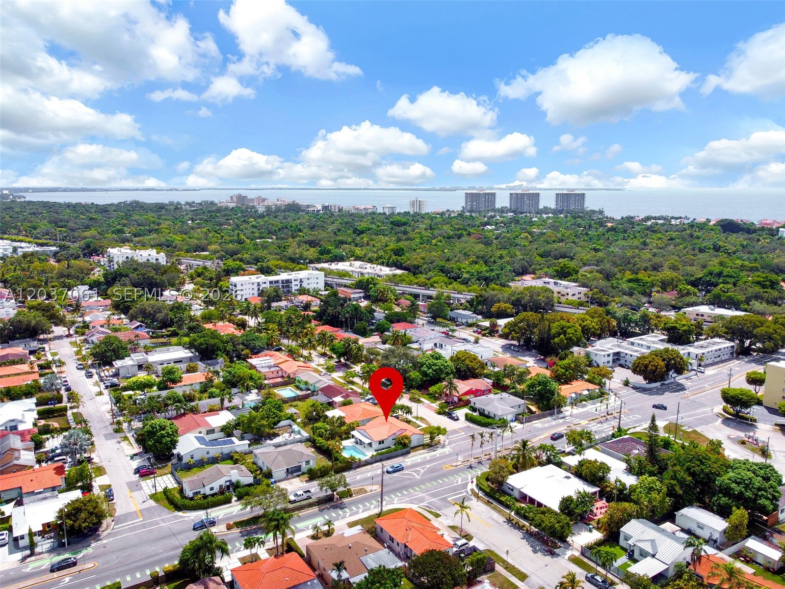 2195 SW 25th Ter Miami, FL 33133