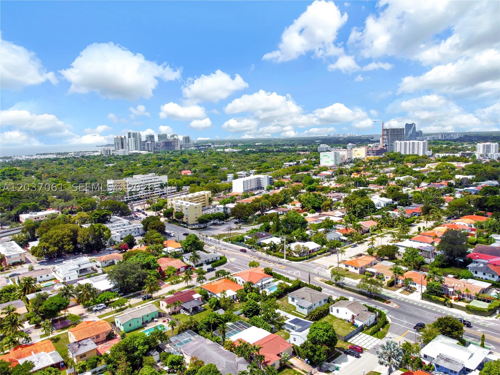 2195 SW 25th Ter Miami, FL 33133
