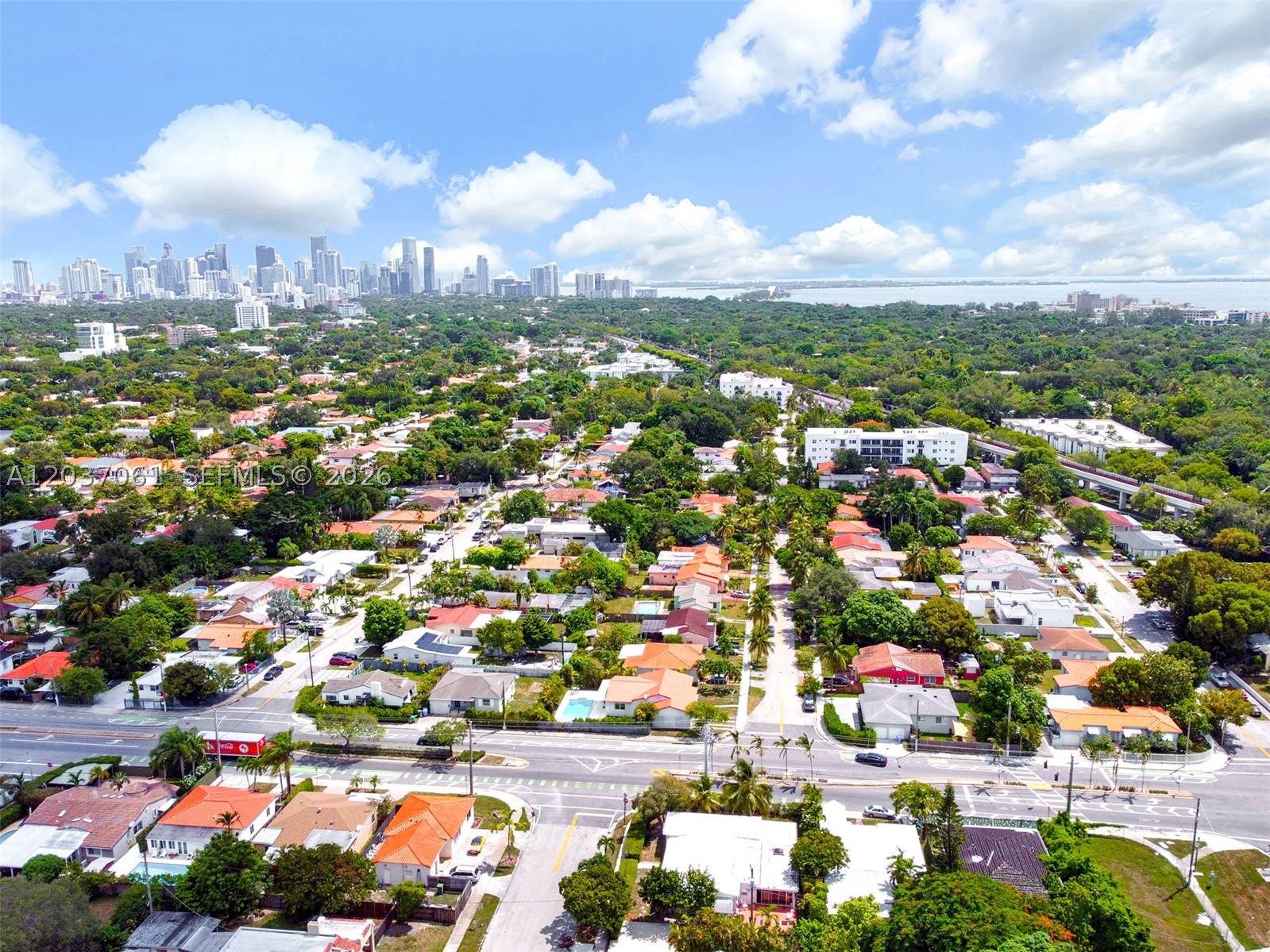 2195 SW 25th Ter Miami, FL 33133