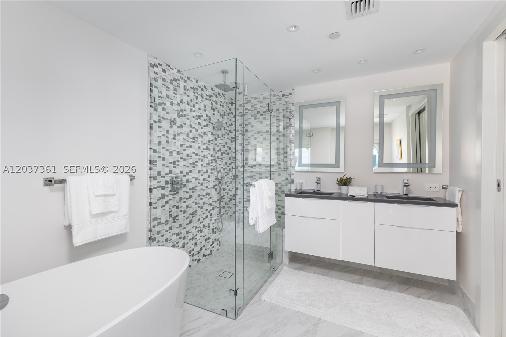 image Bentley Bay South18