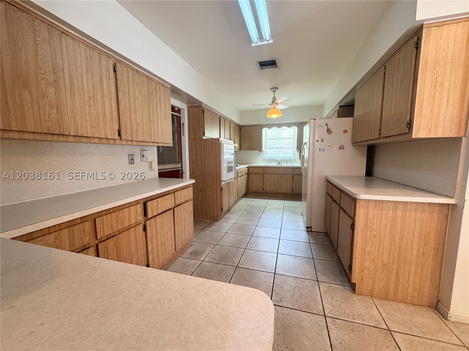 6121 SW 26th St Miami, FL 33155