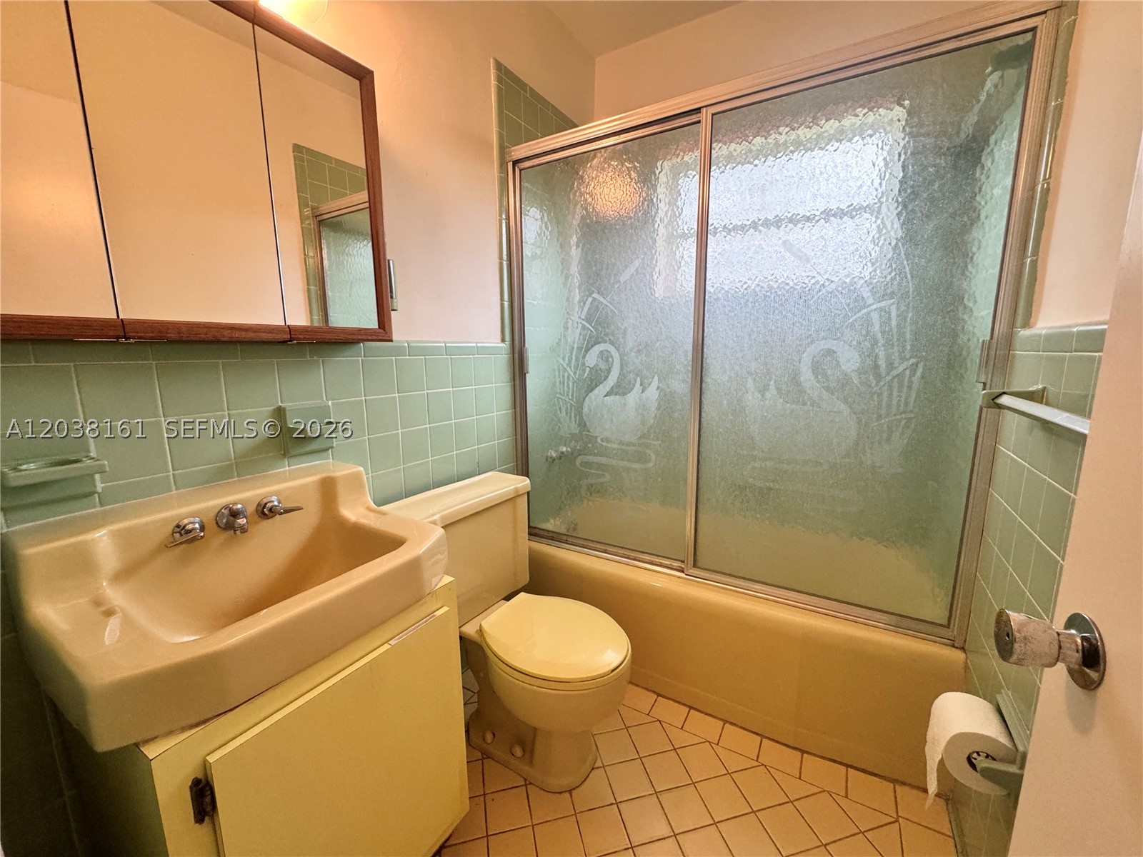6121 SW 26th St Miami, FL 33155