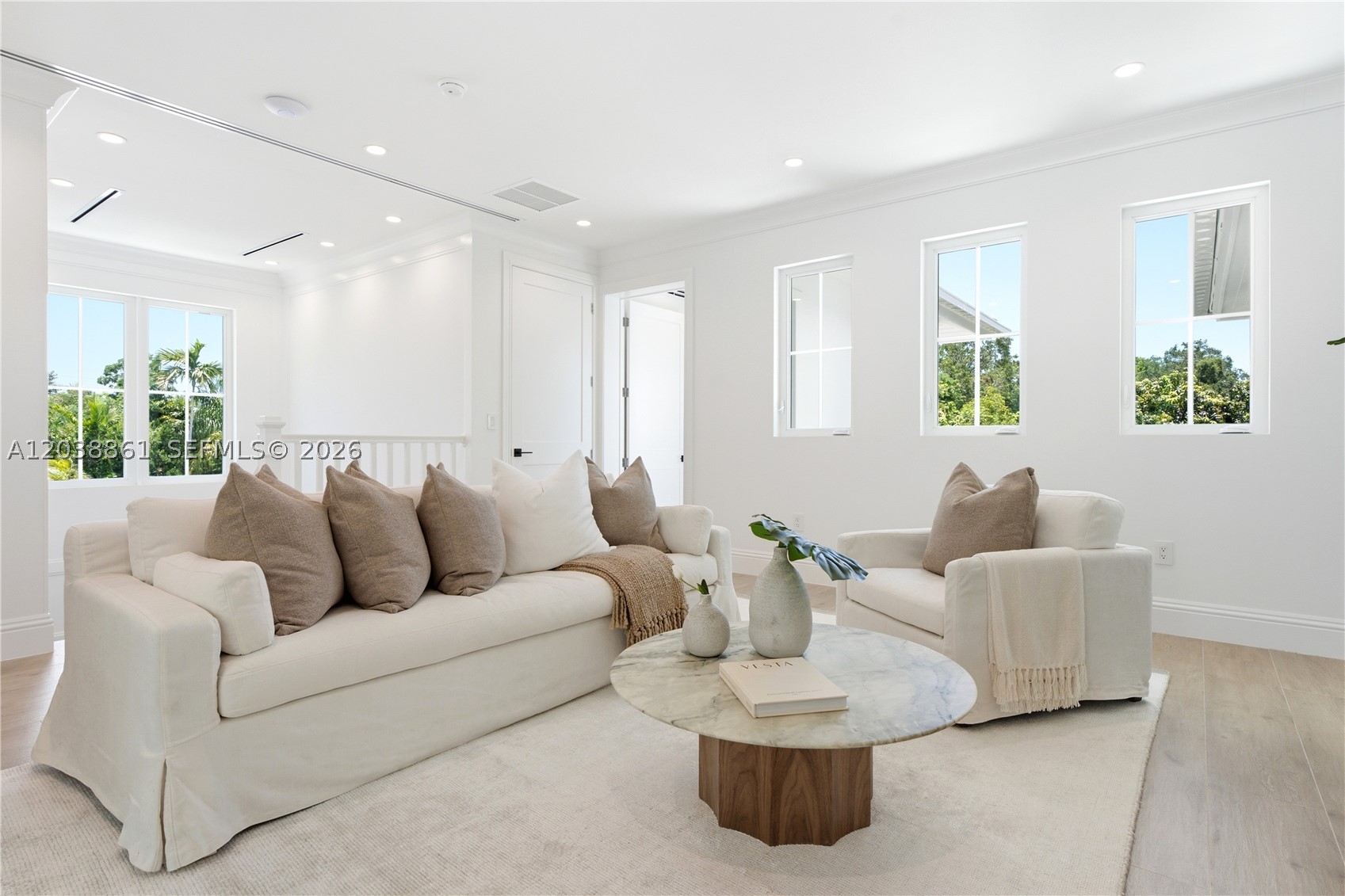 6751 SW 76th Ter South Miami, FL 33143