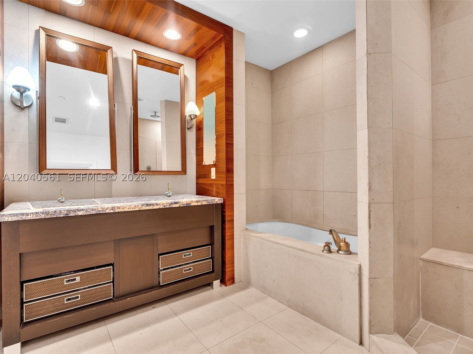 6799 Collins Ave #203 Miami Beach, FL 33141