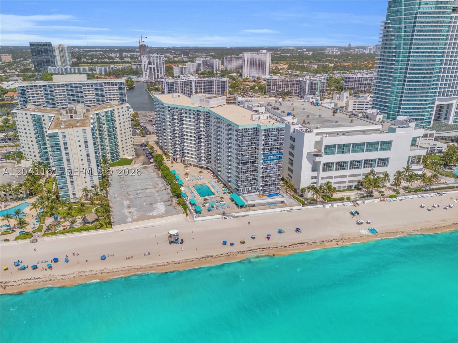 3725 S Ocean Dr #422