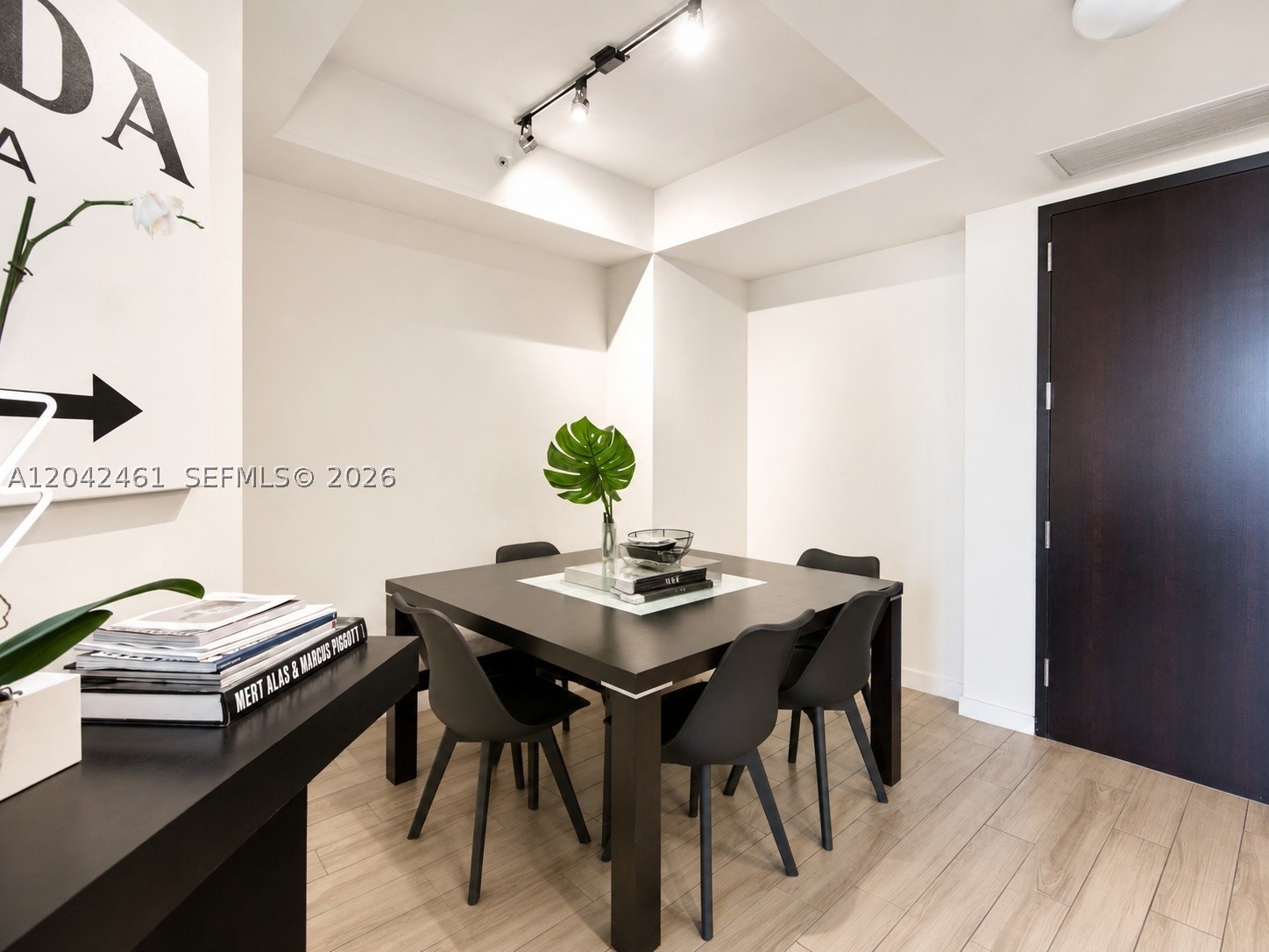 image Nine at Mary Brickell Village3