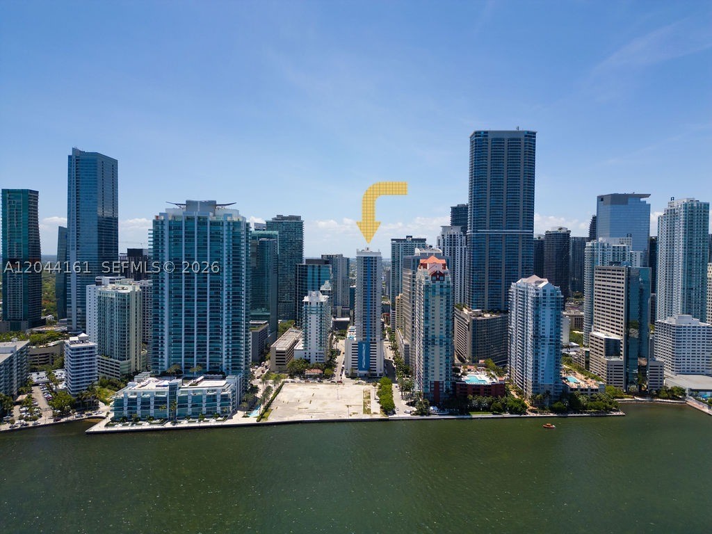 1200 Brickell Bay Dr #2806 Miami, FL 33131