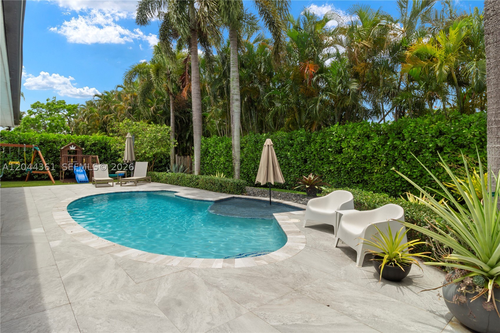 12900 SW 112th Ave Miami, FL 33176