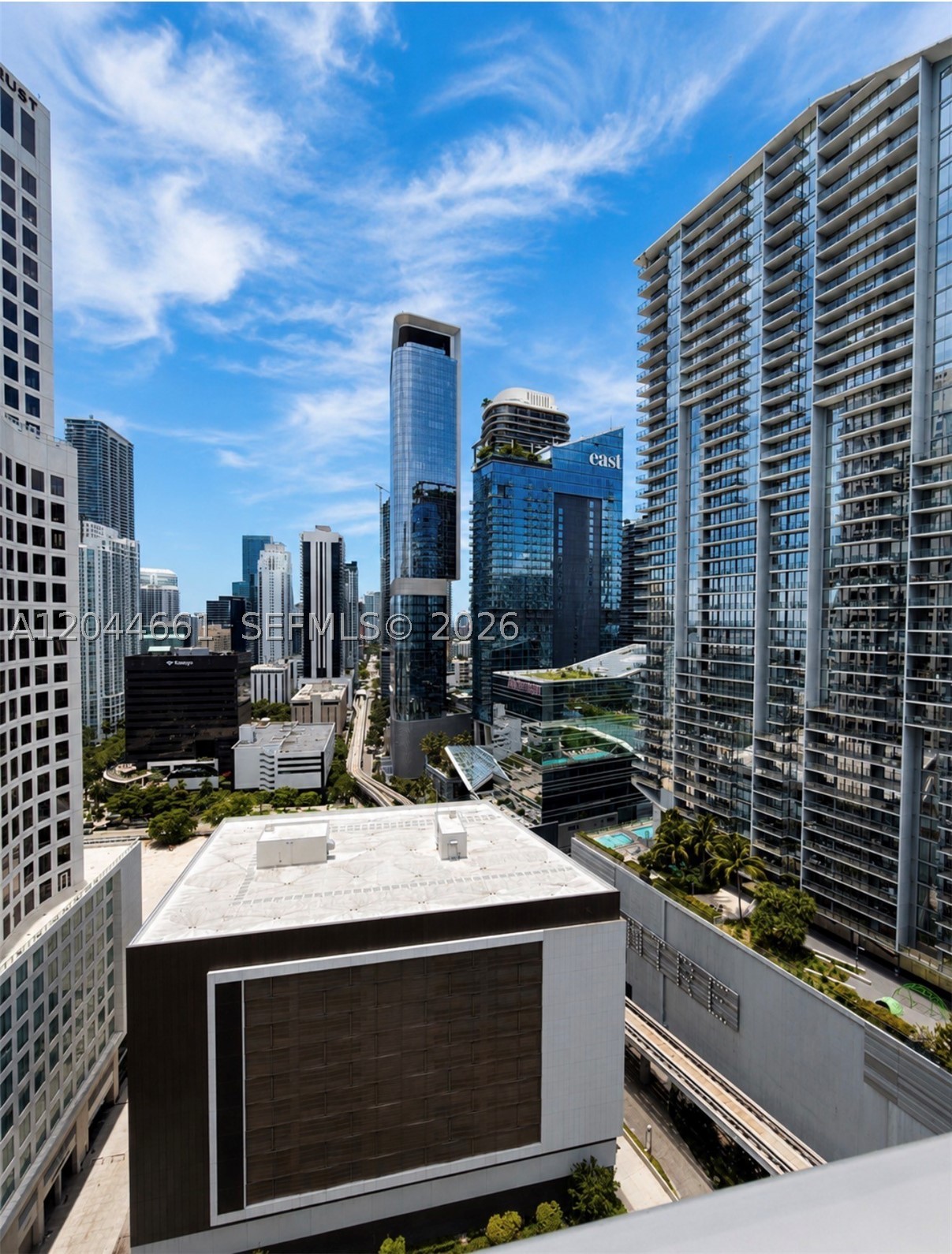 55 SE 6th St #2802 Miami, FL 33131