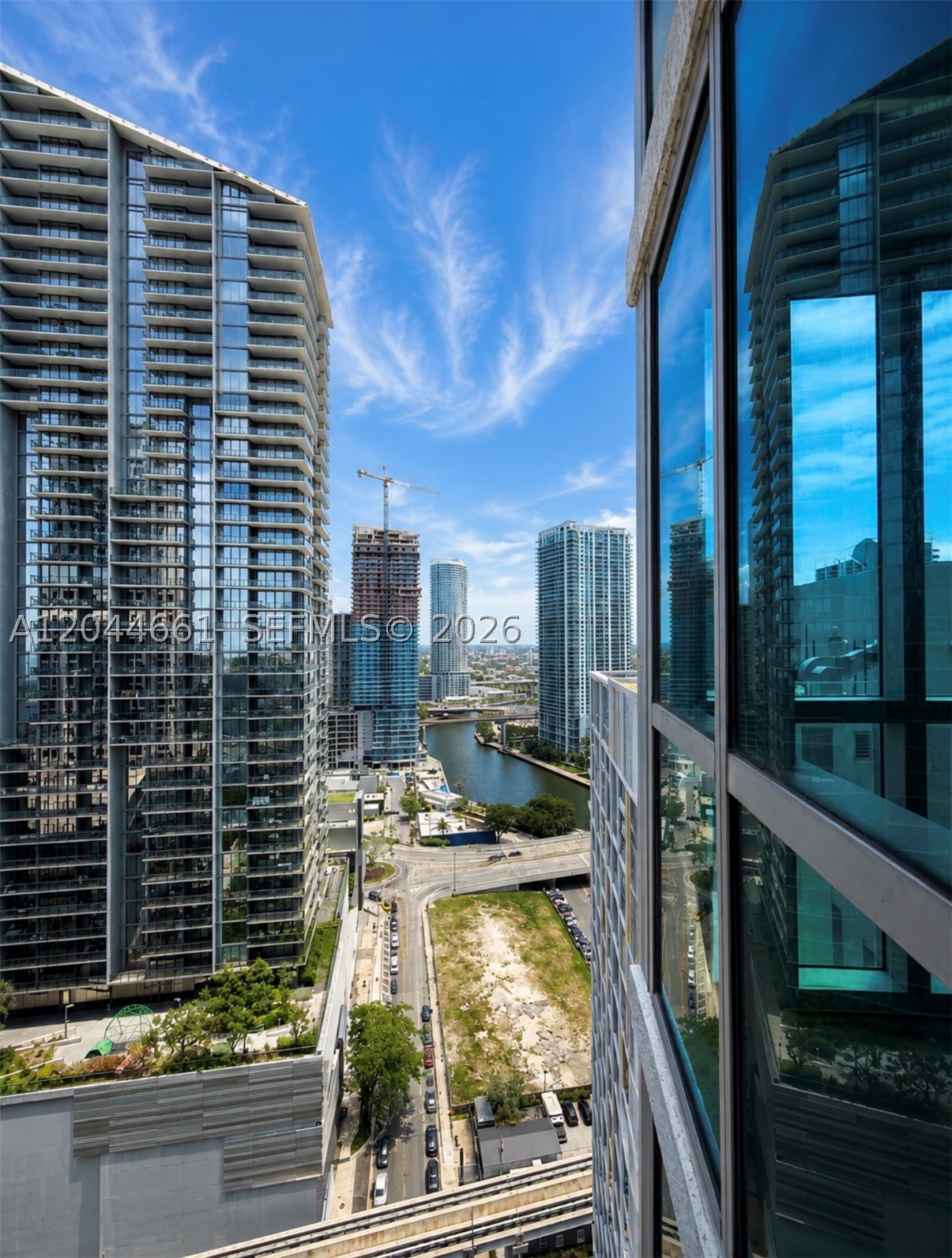 55 SE 6th St #2802 Miami, FL 33131