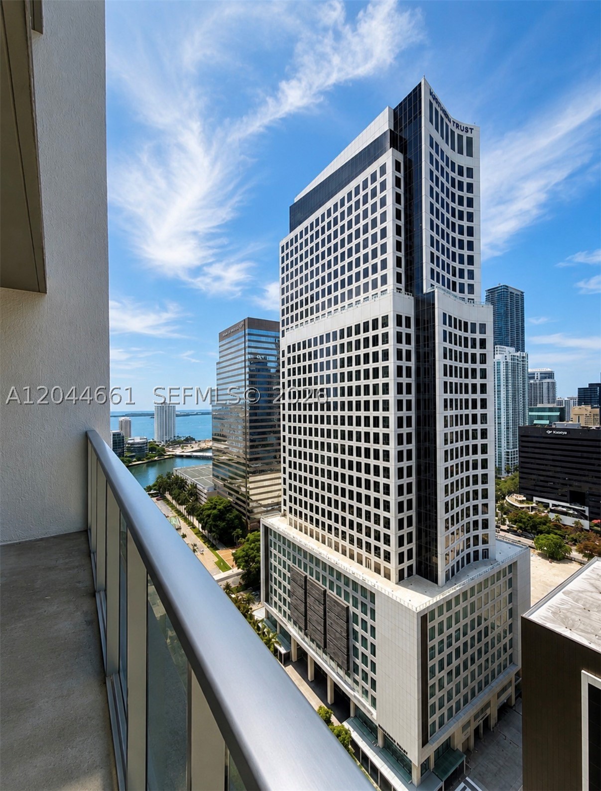 55 SE 6th St #2802 Miami, FL 33131