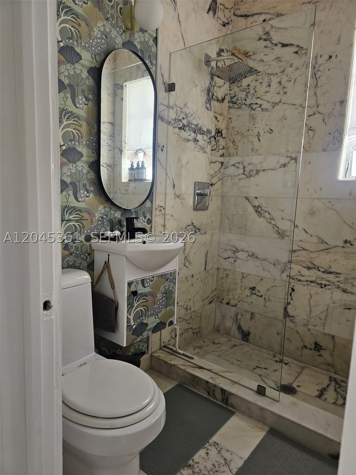 801 8th St #201 Miami Beach, FL 33139