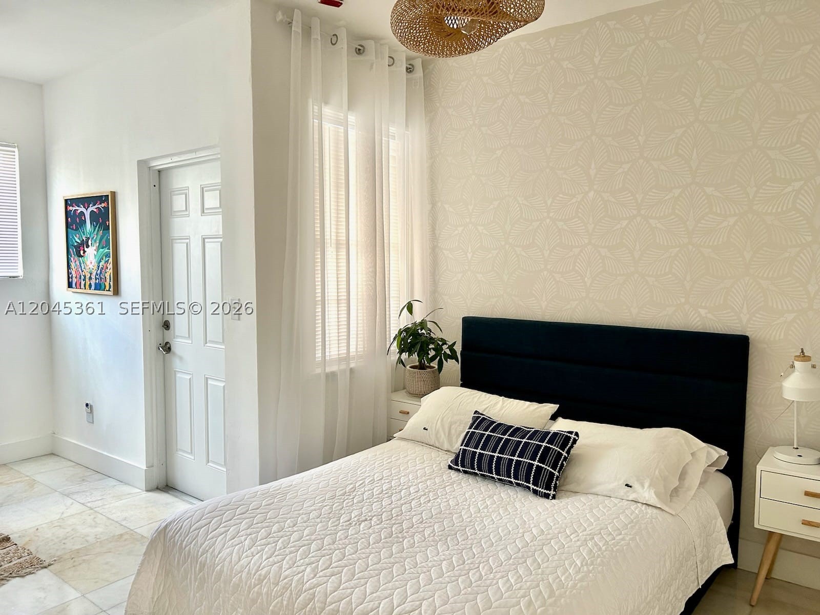 801 8th St #201 Miami Beach, FL 33139