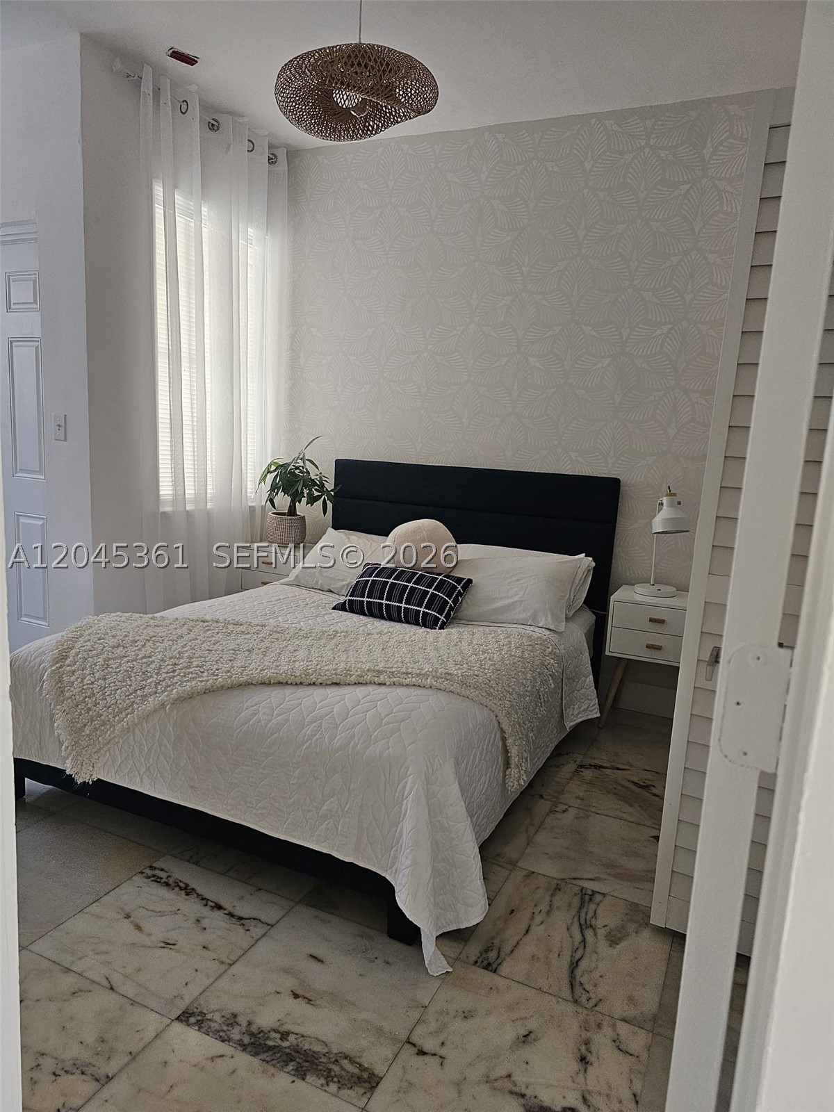 801 8th St #201 Miami Beach, FL 33139