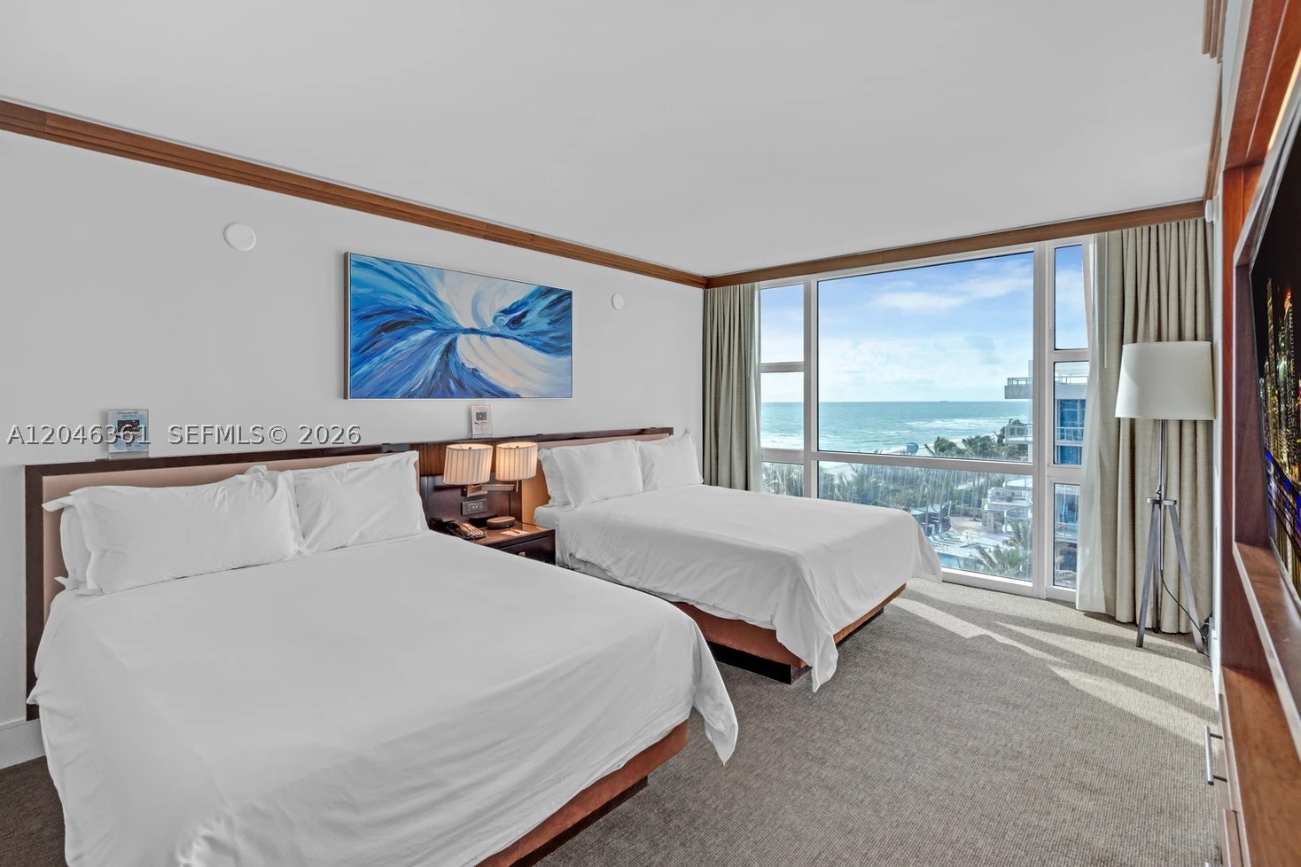 6801 Collins Ave #608 (door 616)