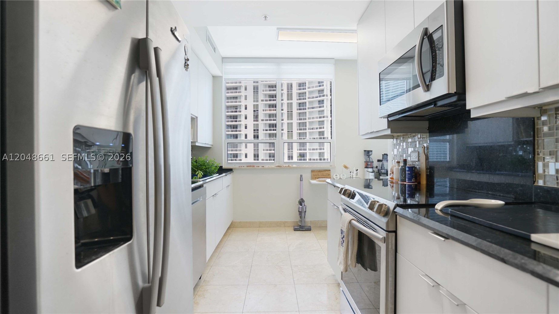 image Courts Brickell Key37