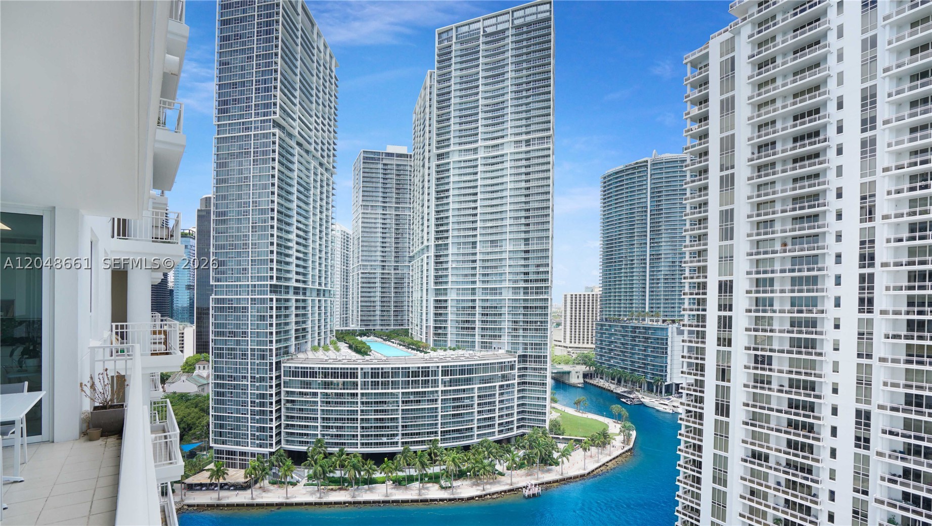 image Courts Brickell Key48