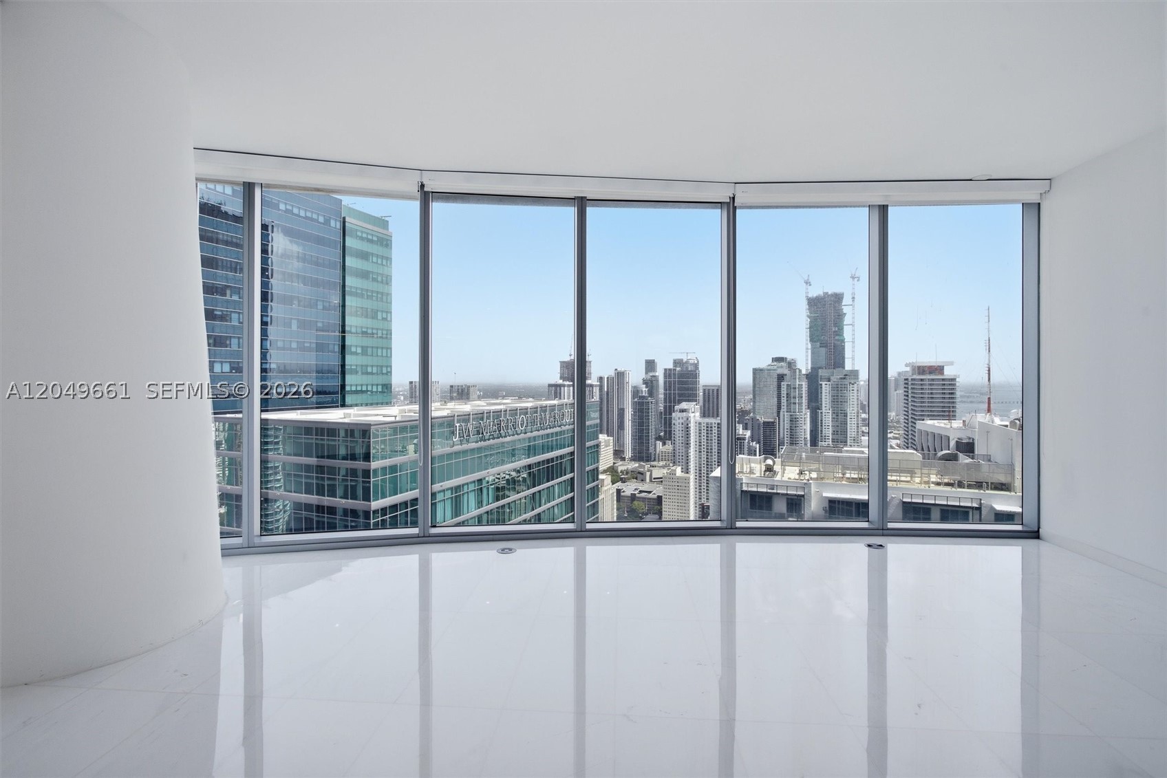 image Aston Martin Residences14