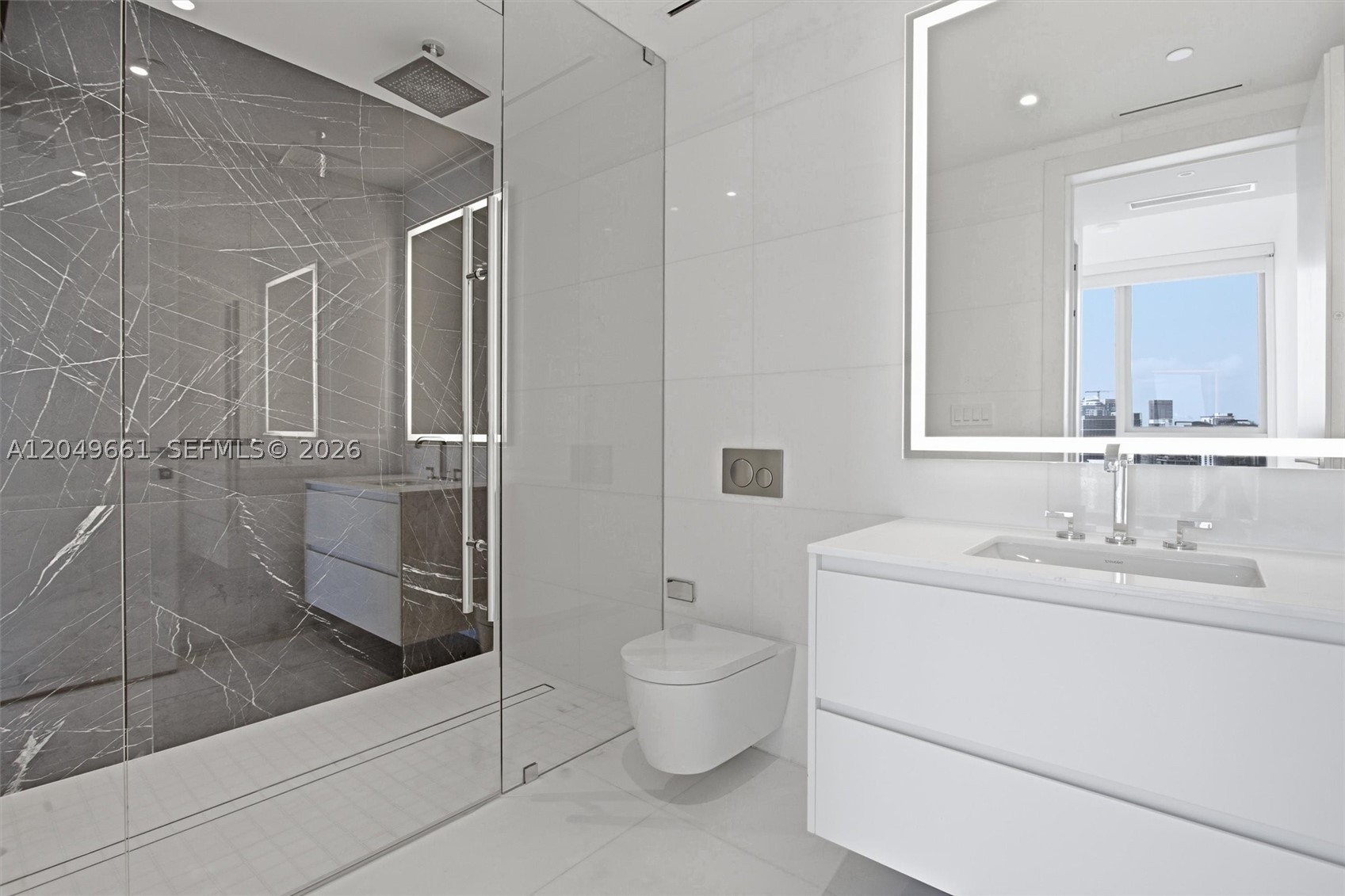image Aston Martin Residences21