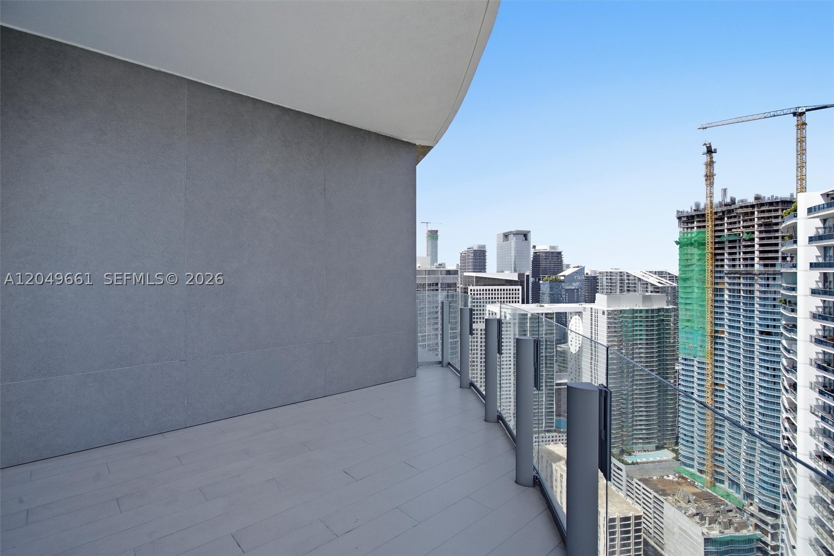 image Aston Martin Residences23