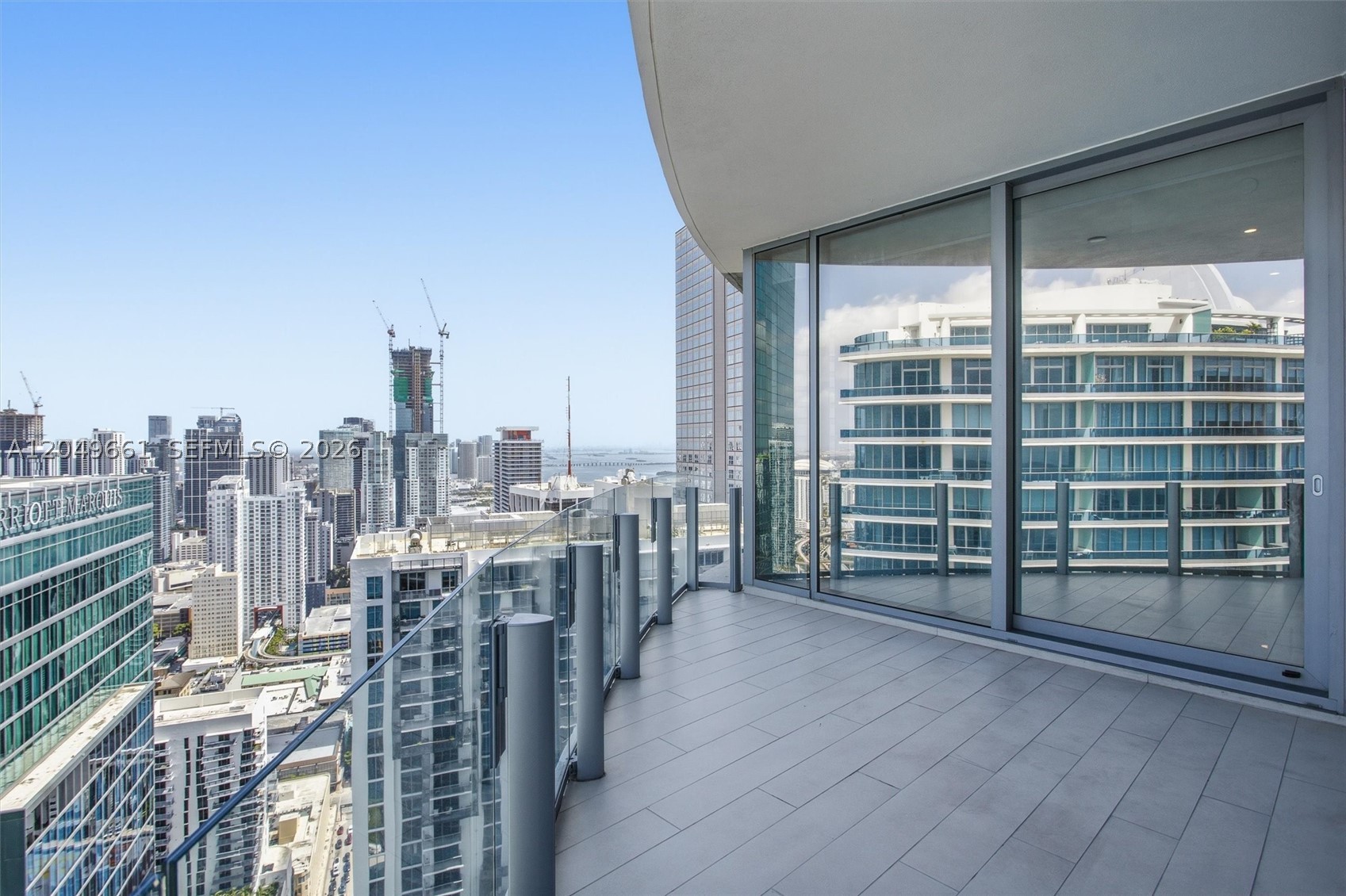 image Aston Martin Residences26