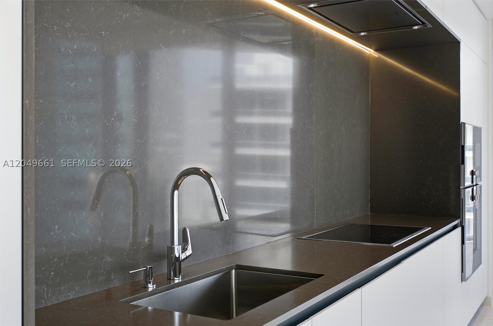 image Aston Martin Residences4
