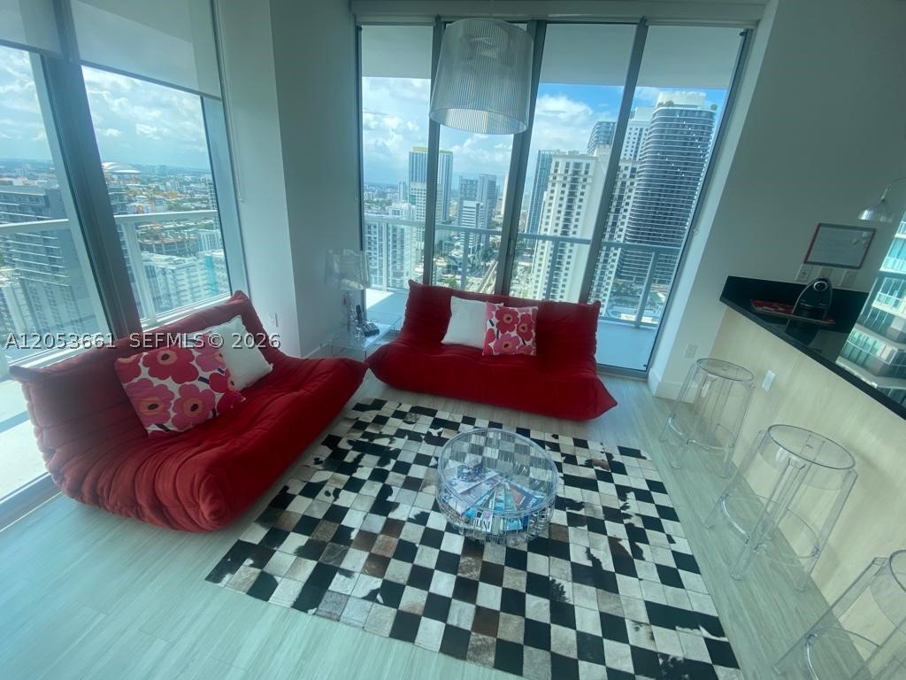 image Axis on Brickell South0