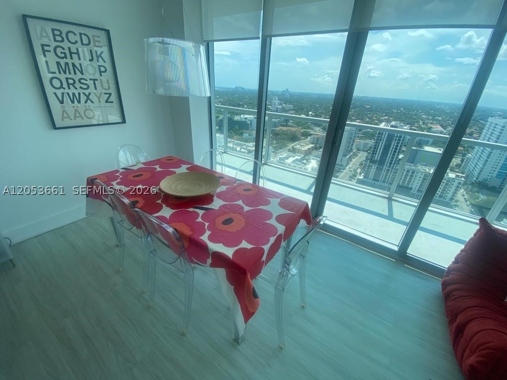 image Axis on Brickell South6