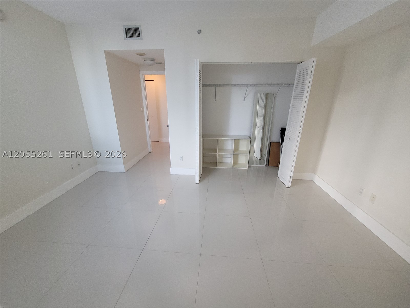 325 S Biscayne Blvd #1719 Miami, FL 33131