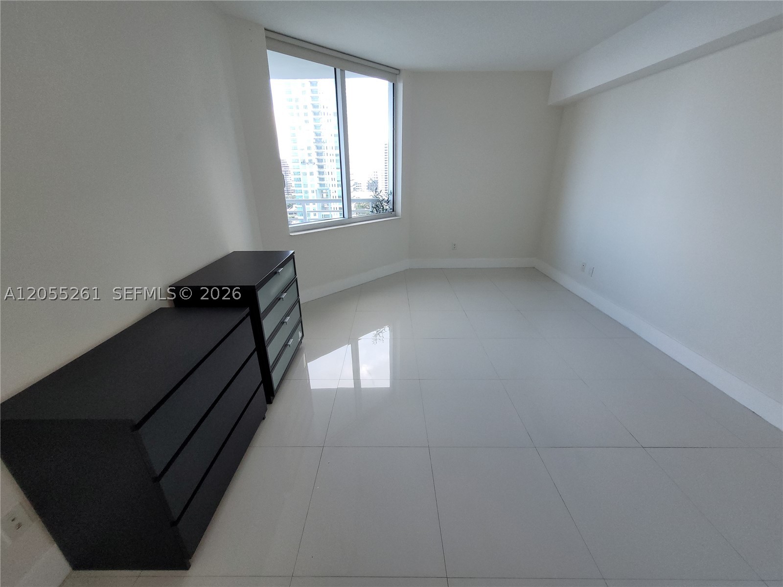 325 S Biscayne Blvd #1719 Miami, FL 33131