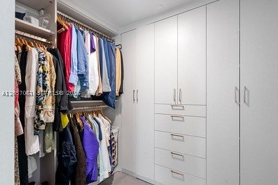 image The Bond on Brickell17