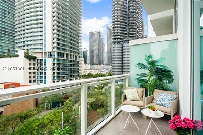 image The Bond on Brickell20