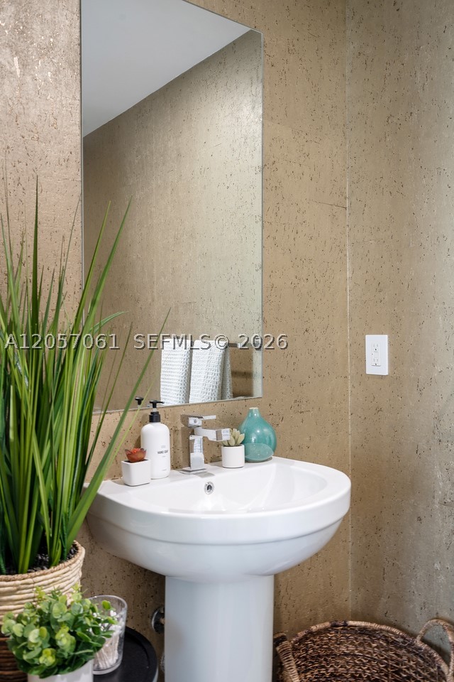 image The Bond on Brickell4