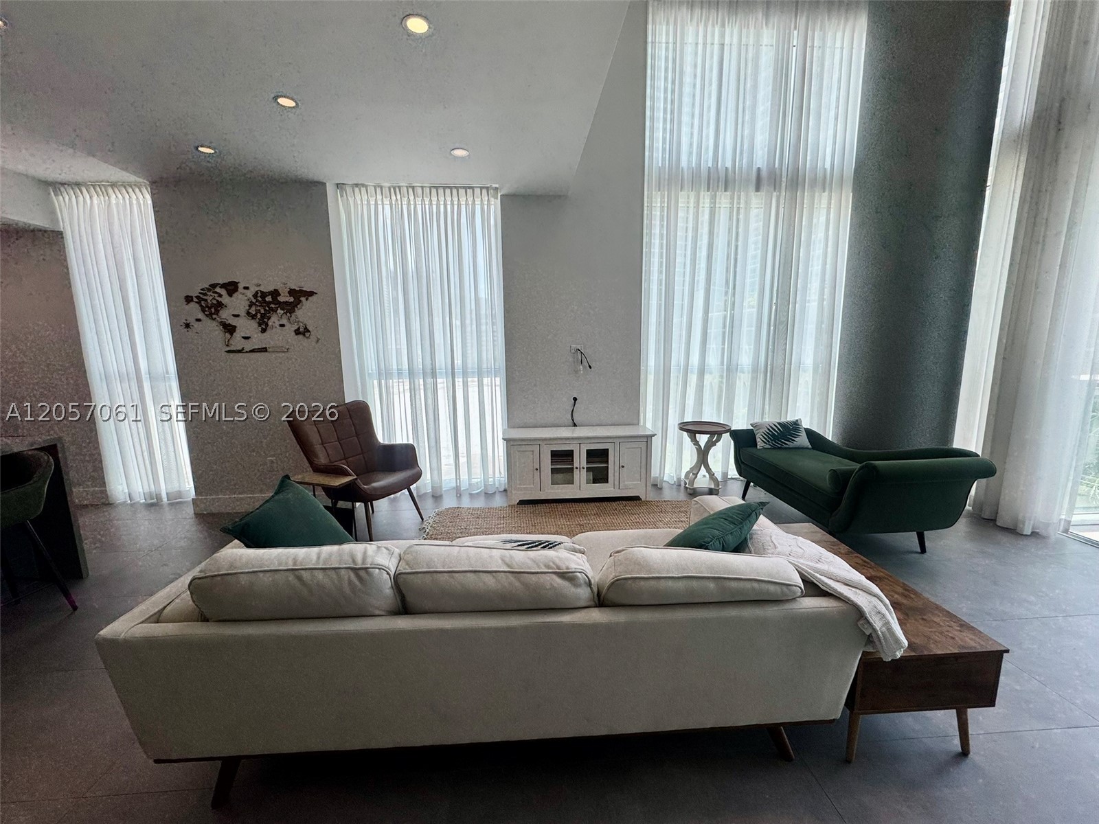image The Bond on Brickell6