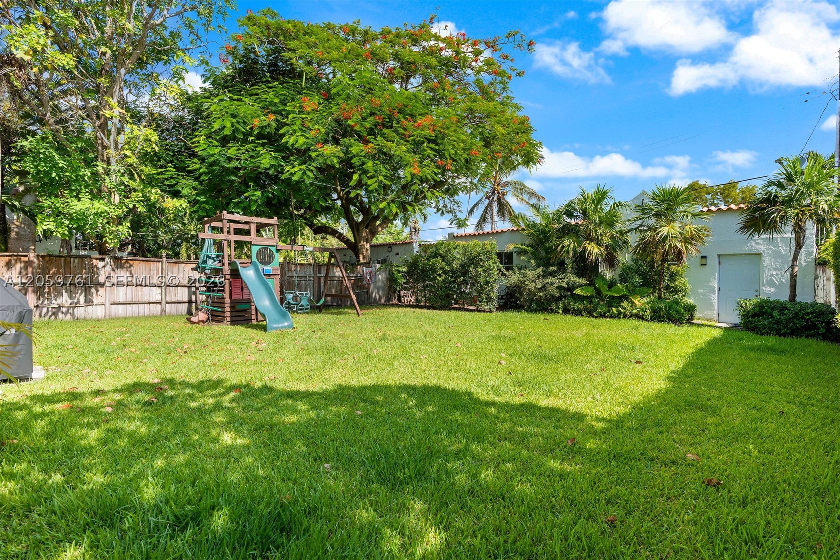 2153 Sw 13th St Miami, FL 33145