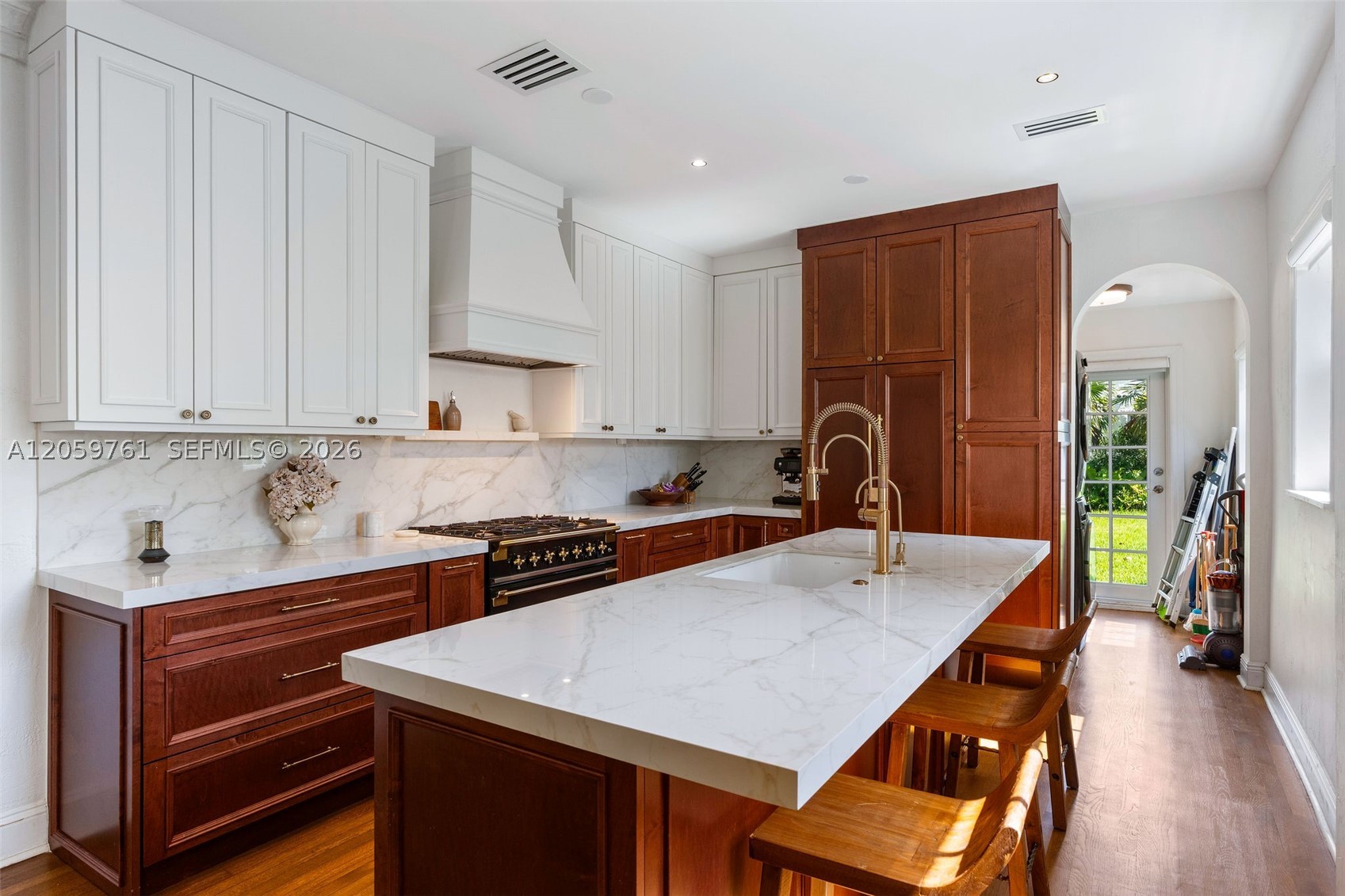2153 Sw 13th St Miami, FL 33145
