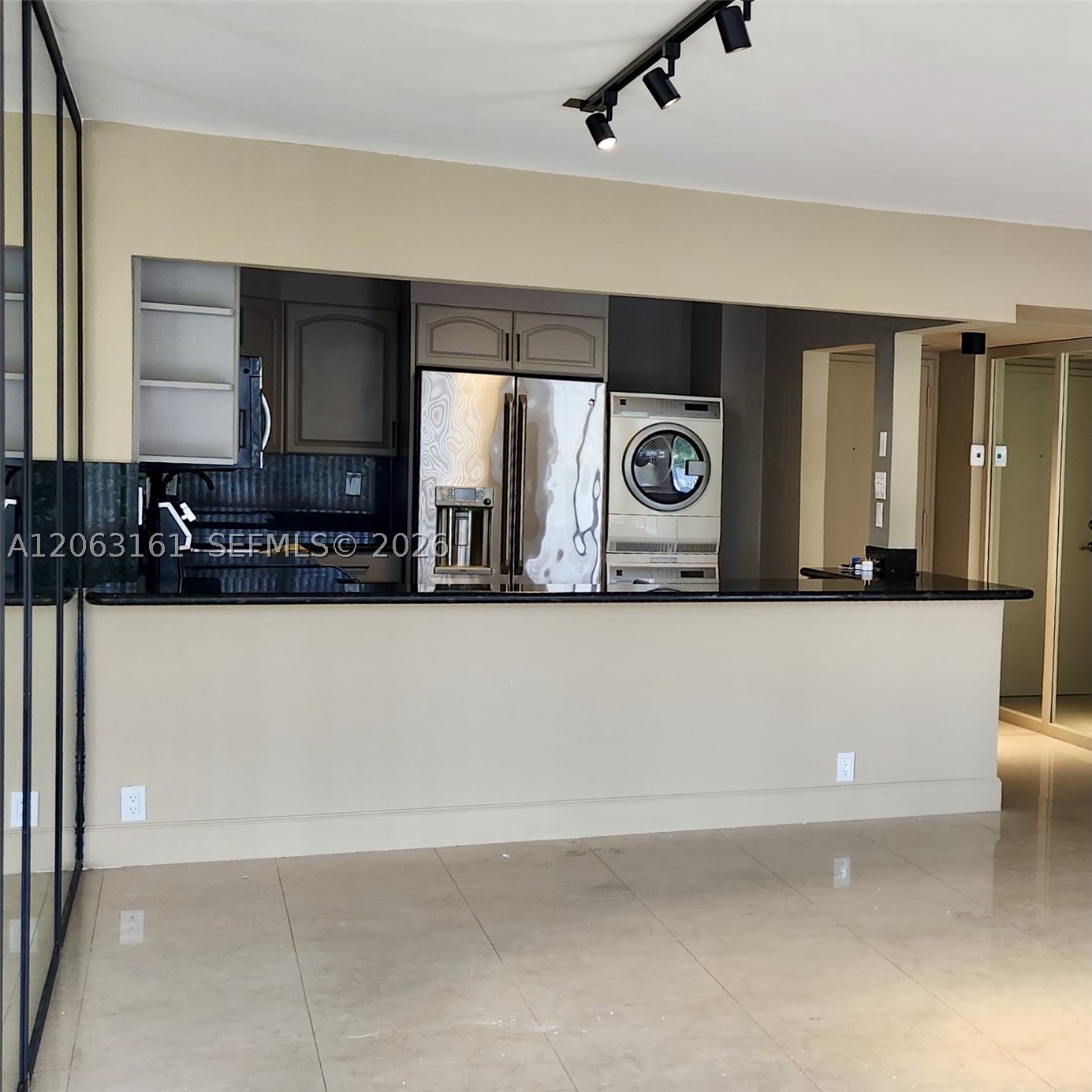 image Brickell Place II9
