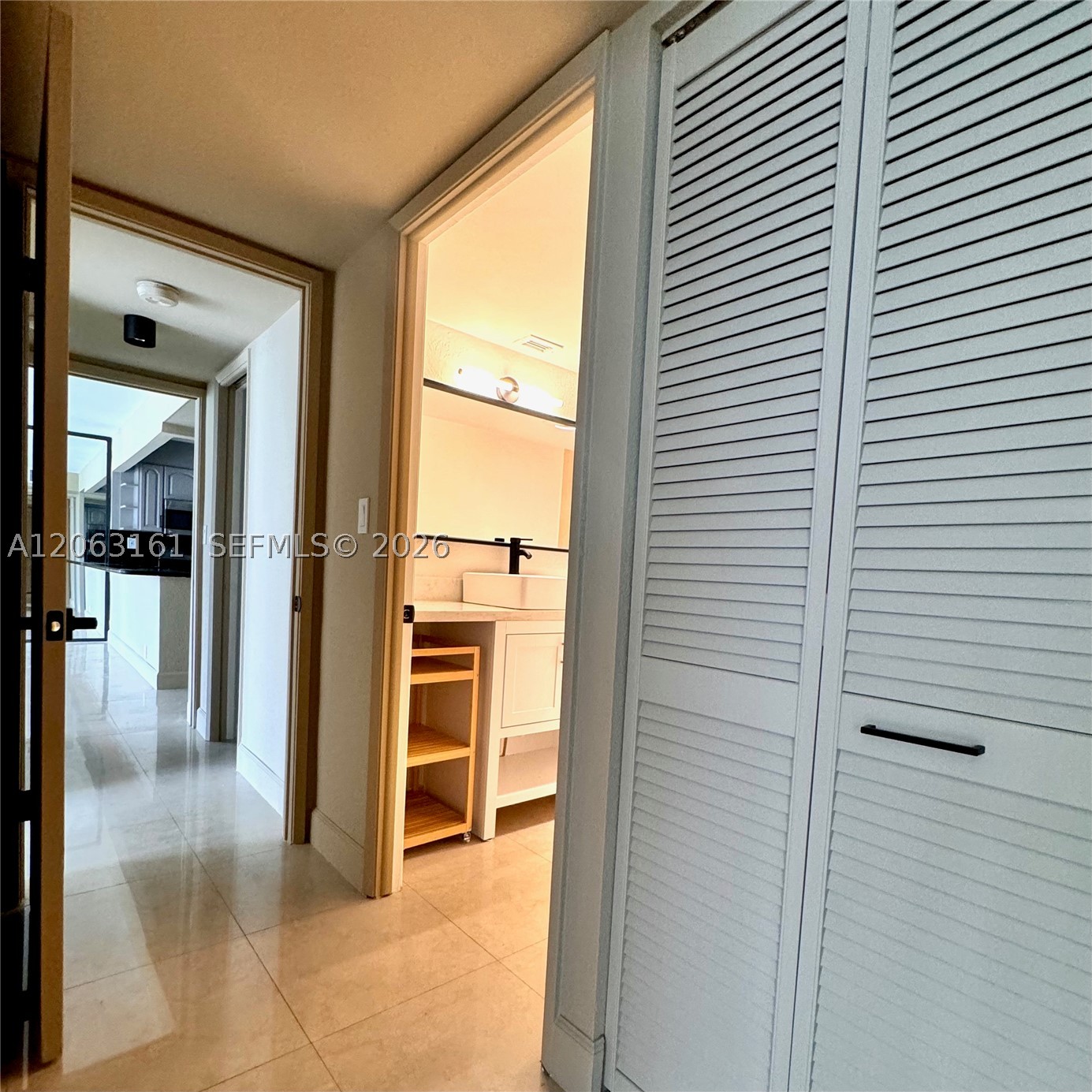 image Brickell Place II16