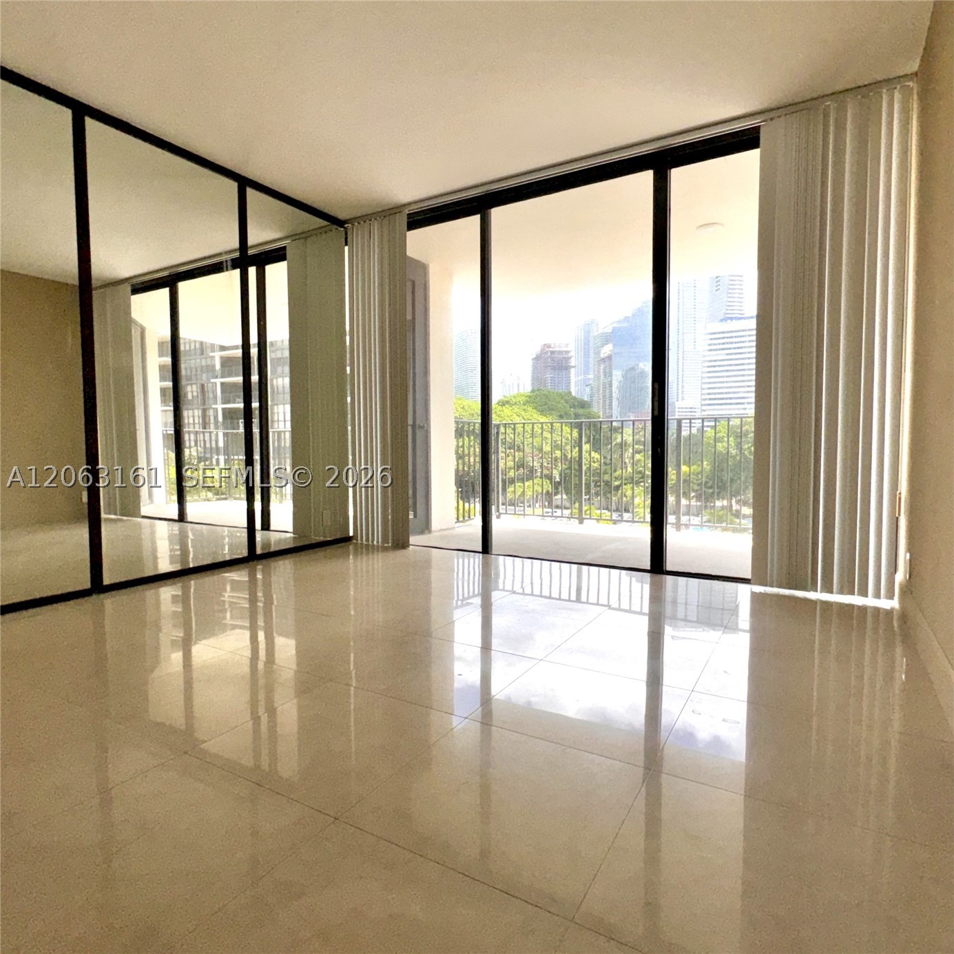 image Brickell Place II26