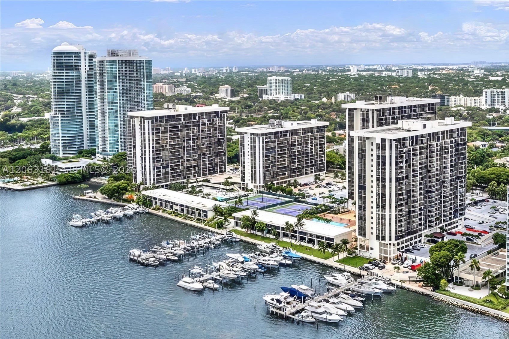 image Brickell Place II34