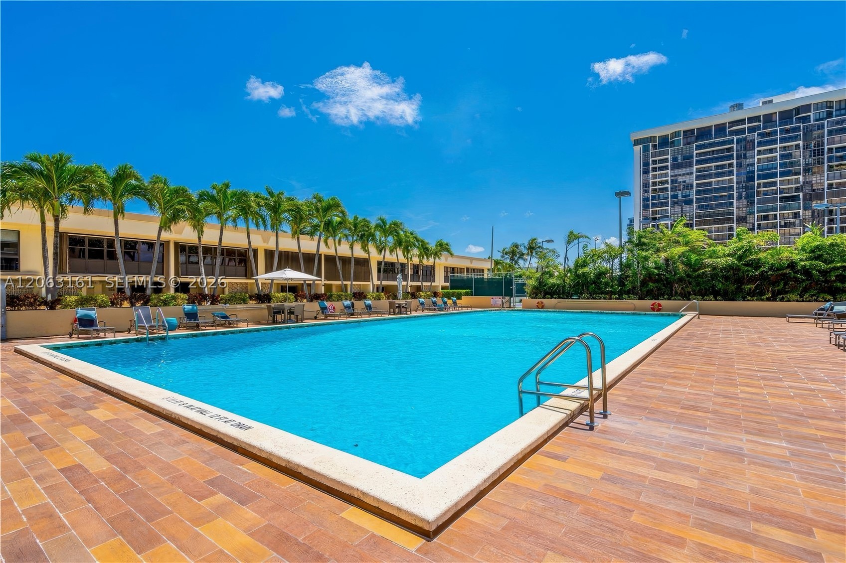image Brickell Place II36