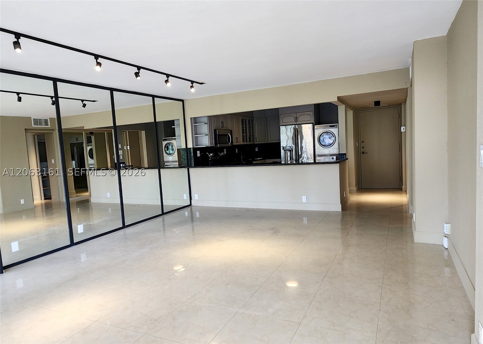 image Brickell Place II5