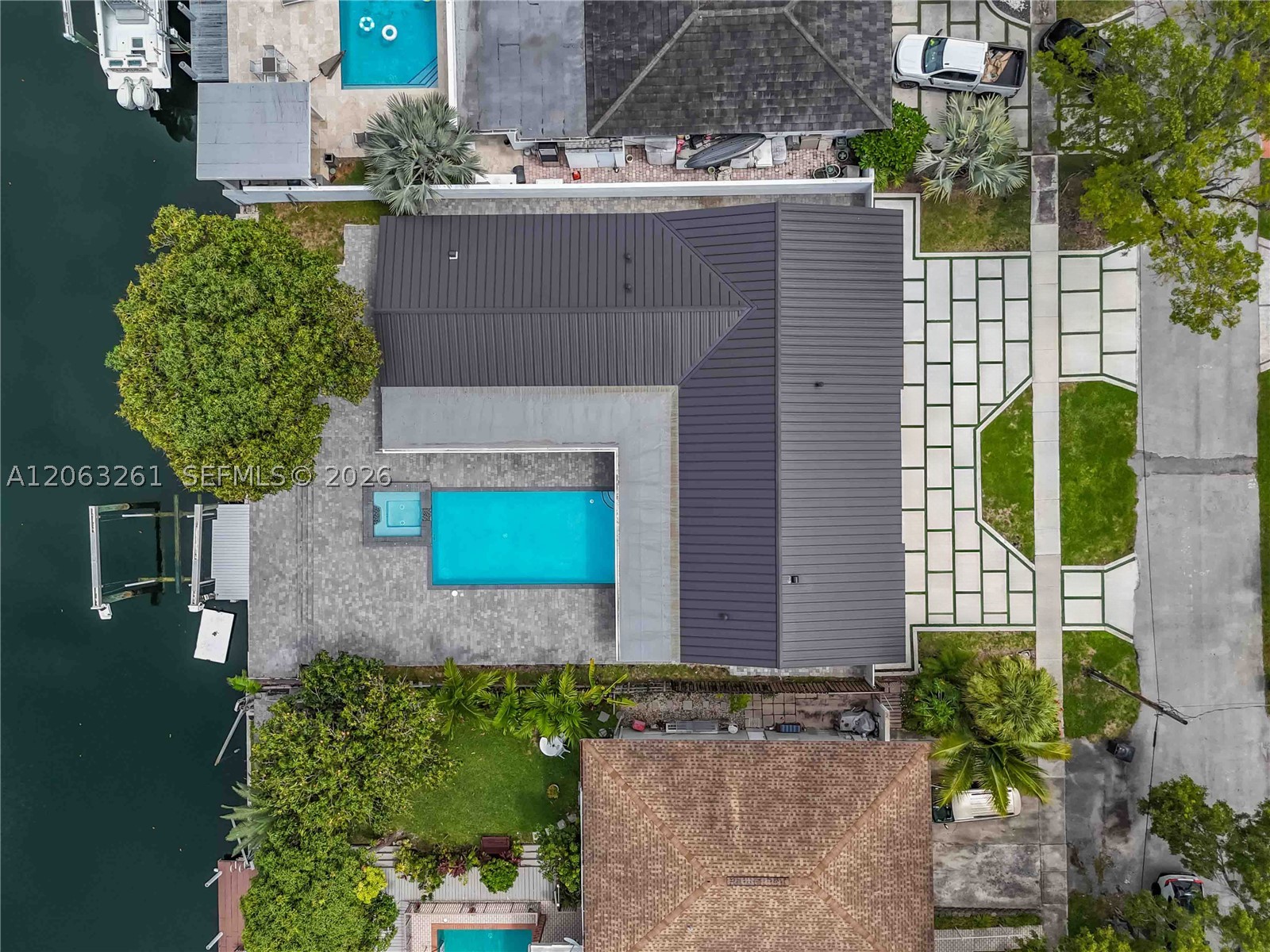 12810 Cyprus Rd North Miami, FL 33181