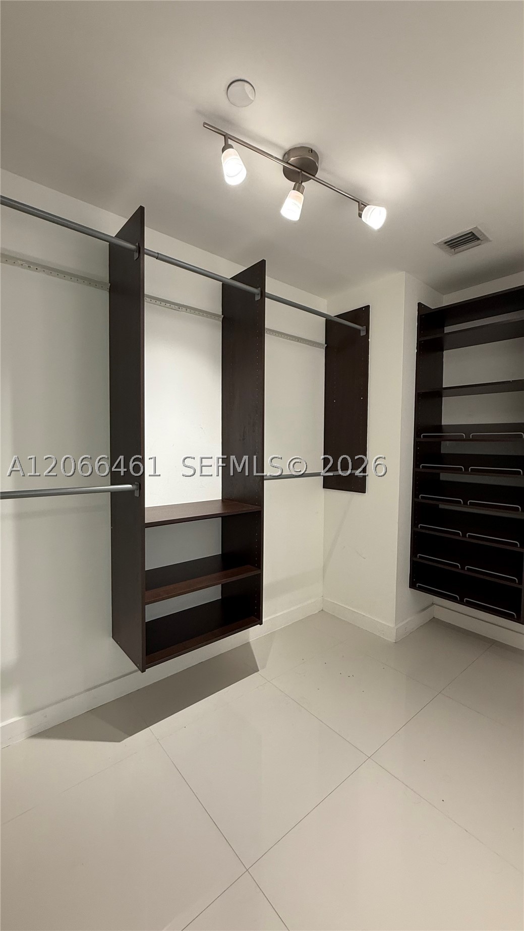 image Wind8
